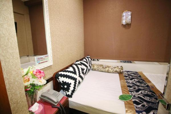 Temple Street Hotel Kowloon  Bagian luar foto